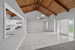 2230 Nova Village Dr, Davie, FL 33317 - Photo 8