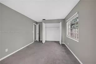 2230 Nova Village Dr, Davie, FL 33317 - Photo 30