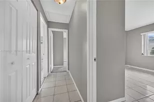 2230 Nova Village Dr, Davie, FL 33317 - Photo 26