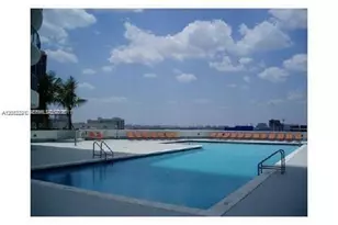 1750 N Bayshore Dr, Miami, FL 33132 - Photo 14