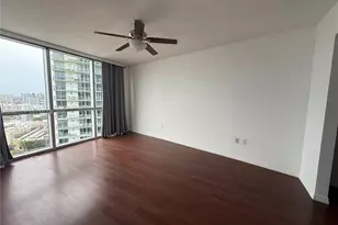 1750 N Bayshore Dr, Miami, FL 33132 - Photo 6