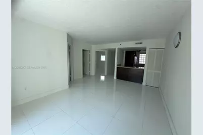 695 SW 11th St #204, Miami, FL 33129 - Photo 6