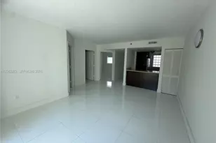695 SW 11th St, Miami, FL 33129 - Photo 6