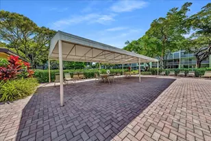 13250 SW 7th Ct, Pembroke Pines, FL 33027 - Photo 22