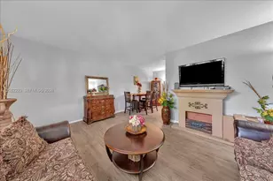 13250 SW 7th Ct, Pembroke Pines, FL 33027 - Photo 6