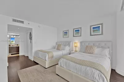 7000 Island Blvd #L105, Aventura, FL 33160 - Photo 24