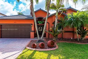 14571 SW 160th Ct, Miami, FL 33196 - Photo 2