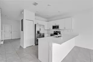 28641 SW 132nd Ct, Homestead, FL 33033 - Photo 10