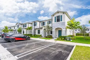 28641 SW 132nd Ct, Homestead, FL 33033 - Photo 2