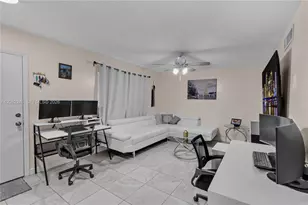 329 W 68th St, Hialeah, FL 33014 - Photo 10