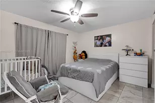 329 W 68th St, Hialeah, FL 33014 - Photo 4