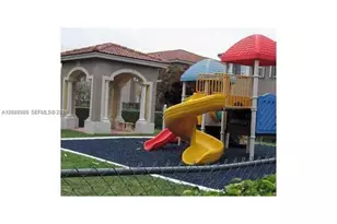 8057 SW 118th Ct, Miami, FL 33183 - Photo 14
