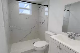 629 SW 10th St, Miami, FL 33130 - Photo 6