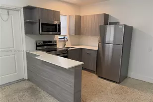 600 SW 10th St, Miami, FL 33130 - Photo 2