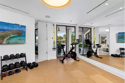 16495 NE 32nd Ave, North Miami Beach, FL 33160 - Photo 16