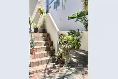3203 Mary St #4, Miami, FL 33133 - Photo 2