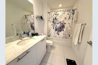 950 Brickell Bay Dr #5202, Miami, FL 33131 - Photo 12