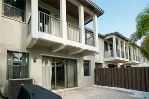 5815 NW 104th Path, Doral, FL 33178 - Photo 18
