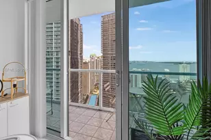 500 Brickell Ave, Miami, FL 33131 - Photo 34