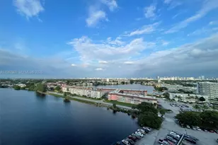 1351 NE Miami Gardens Dr, Miami, FL 33179 - Photo 6