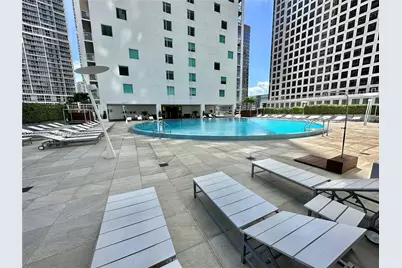 500 Brickell Ave #2100, Miami, FL 33131 - Photo 12
