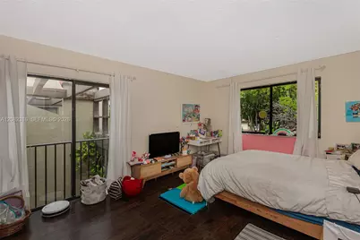 9876 Costa Del Sol Blvd #B-93, Doral, FL 33178 - Photo 20