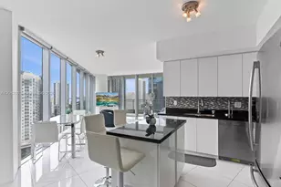 92 SW 3rd St, Miami, FL 33130 - Photo 4