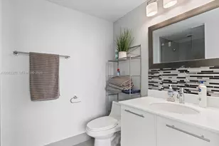 92 SW 3rd St, Miami, FL 33130 - Photo 10