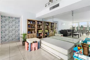 601 Three Islands Boulevard, Hallandale Beach, FL 33009 - Photo 20