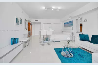 475 Brickell Ave #5010, Miami, FL 33131 - Photo 10