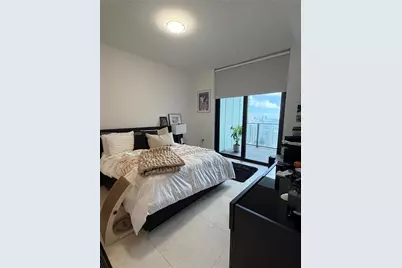 1010 Brickell Ave #2302, Miami, FL 33131 - Photo 6