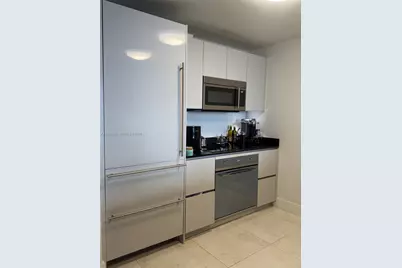 1010 Brickell Ave #2302, Miami, FL 33131 - Photo 2
