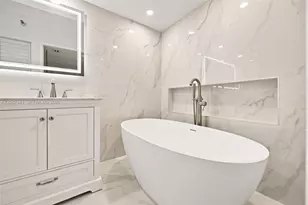 19101 NE 36th Ct, Aventura, FL 33180 - Photo 18