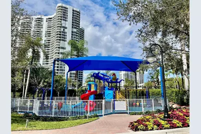 19101 NE 36th Ct #1704, Aventura, FL 33180 - Photo 36
