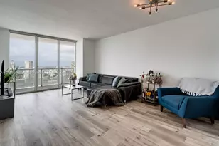 50 Biscayne Blvd, Miami, FL 33132 - Photo 2
