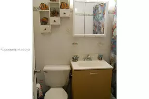 6494 Collins Ave, Miami Beach, FL 33141 - Photo 8