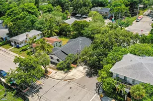 3471 Plaza St, Miami, FL 33133 - Photo 54