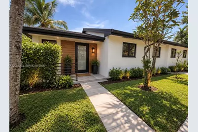 3471 Plaza St, Miami, FL 33133 - Photo 8