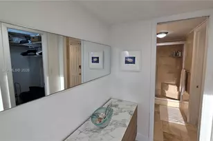 401 Ocean Dr, Miami Beach, FL 33139 - Photo 12