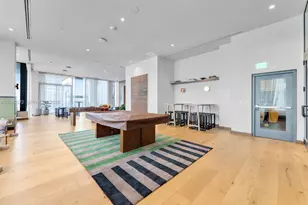 11 NE 6th St, Miami, FL 33132 - Photo 24