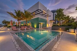 11 NE 6th St, Miami, FL 33132 - Photo 38