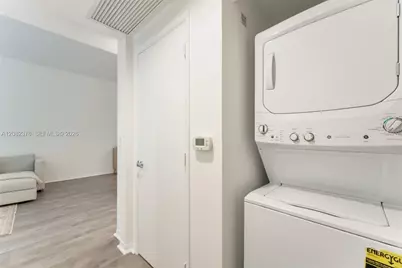 951 Brickell Ave #201, Miami, FL 33131 - Photo 14