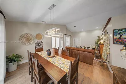 14220 SW 92nd St, Miami, FL 33186 - Photo 12