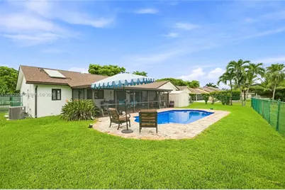 8656 SW 50th St, Cooper City, FL 33328 - Photo 30