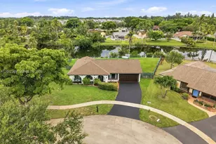 8656 SW 50th St, Cooper City, FL 33328 - Photo 2