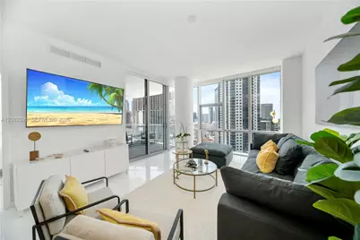 851 NE 1st Ave #2011, Miami, FL 33132 - Photo 1
