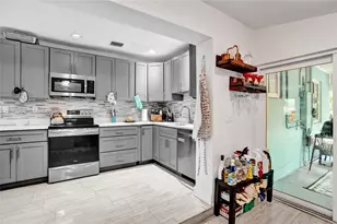 1124 NW 16th St, Fort Lauderdale, FL 33311 - Photo 26