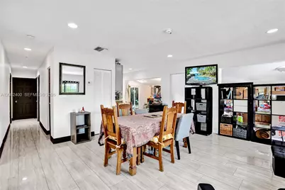 1124 NW 16th St, Fort Lauderdale, FL 33311 - Photo 18