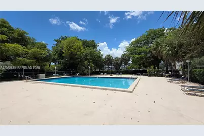 901 Hillcrest Dr #215, Hollywood, FL 33021 - Photo 30