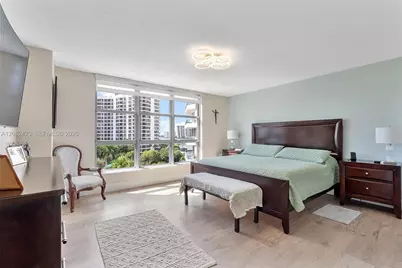 3500 Mystic Pointe Dr #806, Aventura, FL 33180 - Photo 24